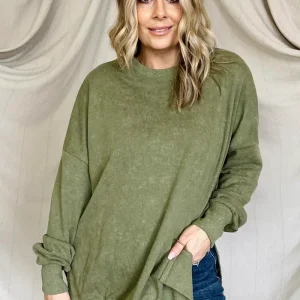 Oversized drop-shoulder sweatshirt with ribbed trim